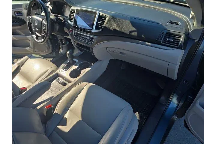 $18995 : Honda Pilot 2017 AWD EX-L 4d image 9