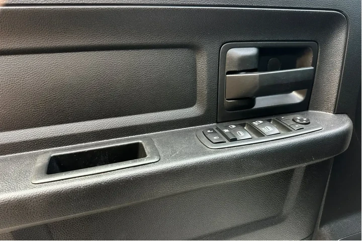 $40000 : Ram 2500 2020 4x4 Tradesman image 10