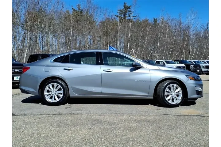 $16550 : Chevrolet Malibu 2024 LT 4dr image 3