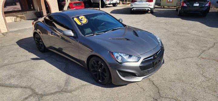 $9995 : 2013 Genesis Coupe 2.0T Premi image 10