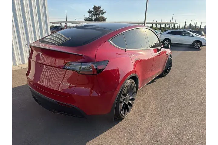 $28900 : Tesla Model Y 2022 AWD Perfo image 4