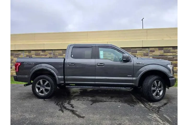 $27965 : Ford F-150 2016 4x4 Lariat 4 image 2