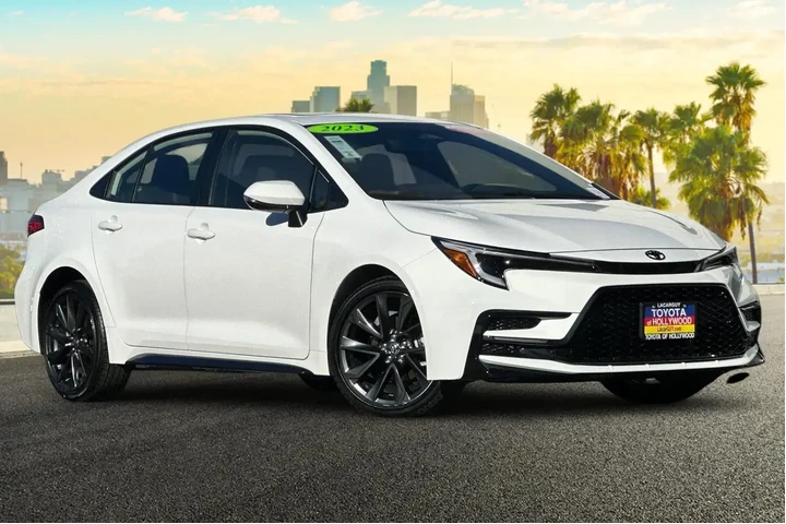 $22995 : Toyota Corolla 2023 SE 4dr S image 2