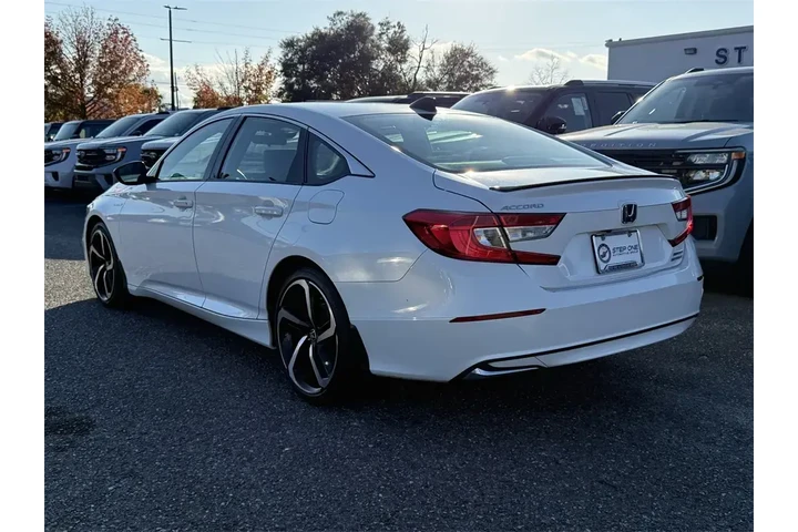 $24410 : Honda Accord Hybrid 2022 Spo image 7