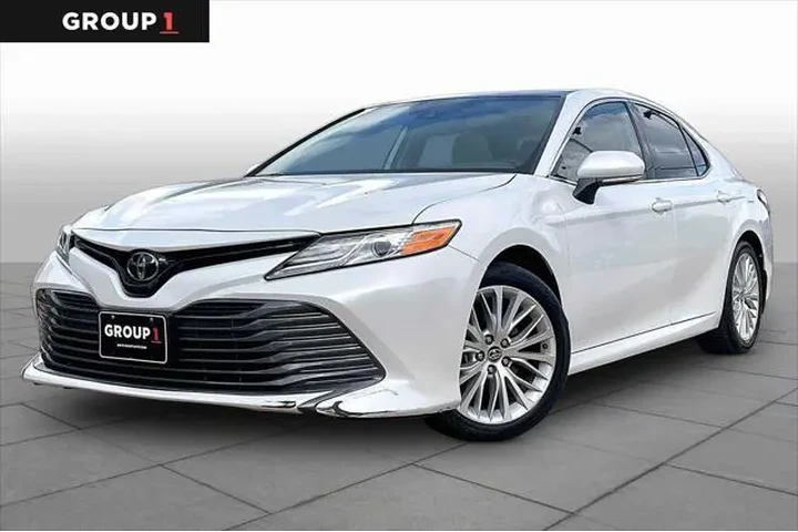 $25806 : Toyota Camry 2020 XLE 4dr Se image 1