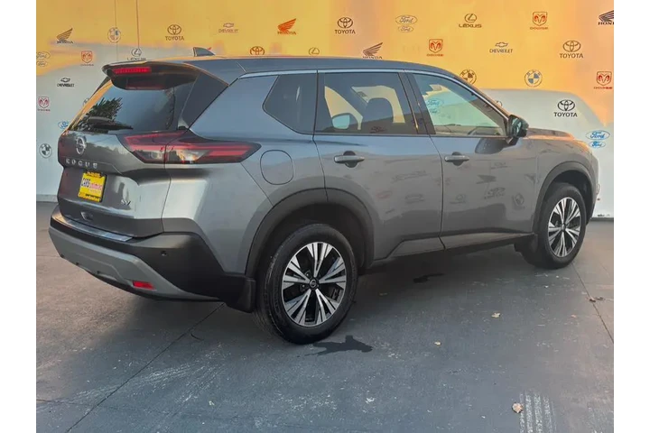 $19995 : 2021 Rogue FWD SV image 2
