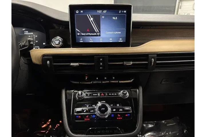 $29987 : Lincoln Corsair 2022 AWD Res image 9