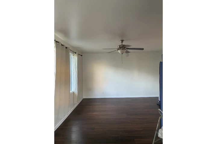 $600 : SE RENTA SALA ÁREA DE KOREATOW image 3