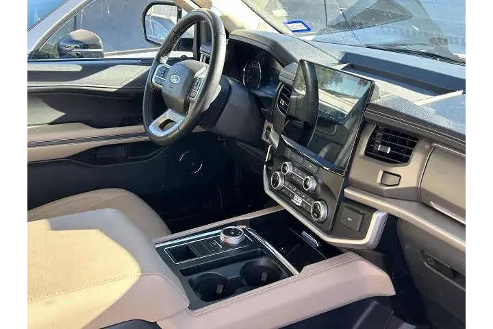 $32881 : Ford Expedition MAX 2024 4x2 image 10