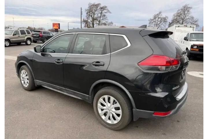 $16952 : 2017 Rogue S image 5