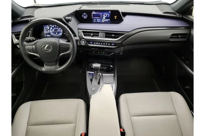 $26998 : Lexus UX 200 2020 4dr Crosso image 9