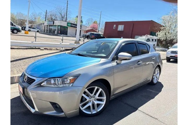 $14995 : 2017 CT 200h image 1