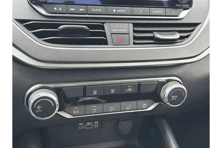 $19649 : Nissan Altima 2024 2.5 SR 4d image 7