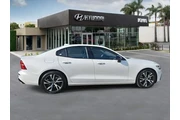 $26576 : Volvo S60 2024 B5 Core Dark thumbnail