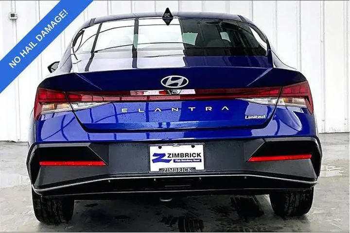 $24490 : Hyundai ELANTRA 2025 Limited image 4