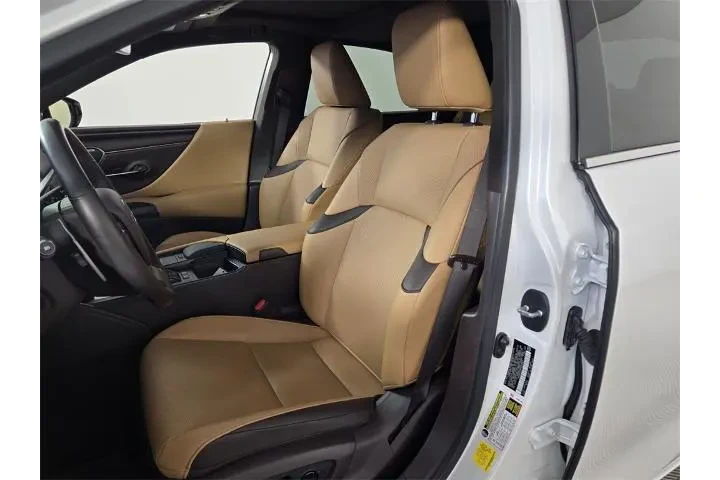 $32500 : Lexus ES 300h 2021 4dr Sedan image 5