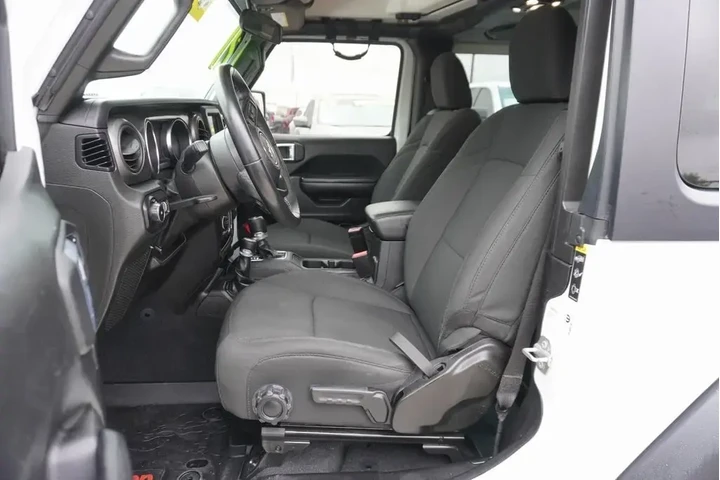 $25888 : Jeep Wrangler 2021 4x4 Sport image 6