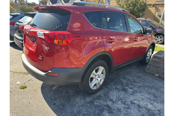 $10995 : 2015 RAV4 LE image 7
