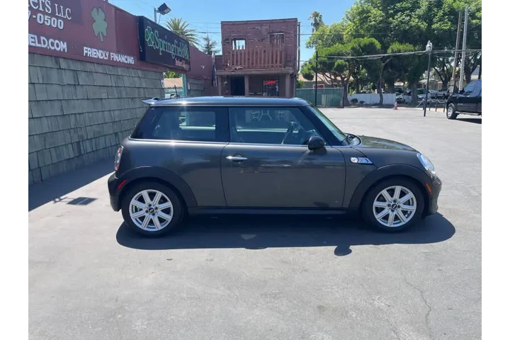 $7995 : 2013 MINI Hardtop Cooper S image 5