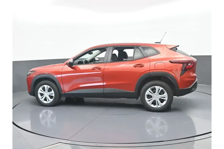 $16725 : Chevrolet Trax 2024 LS 4dr C image 3