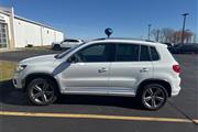 $11990 : Pre-Owned 2017 Tiguan Sport 4 thumbnail