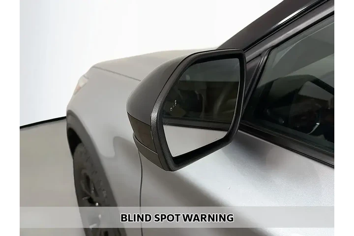 $33779 : Ford Explorer 2023 AWD Timbe image 8