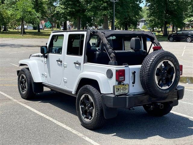 2014 Wrangler Unlimited 4WD 4 image 5