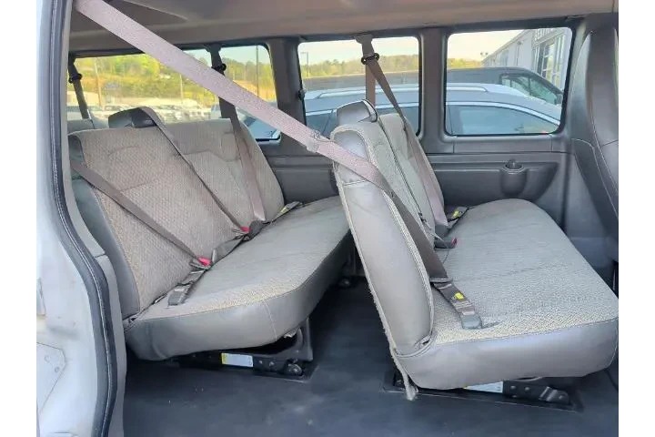 $40000 : Chevrolet Express 2024 LT 35 image 9