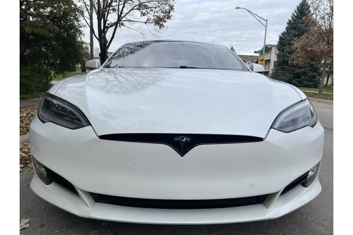 $29995 : 2020 Model S Performance image 3