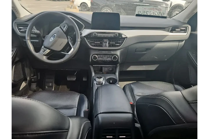 $18000 : Ford Escape Plug-In Hybrid 2 image 10