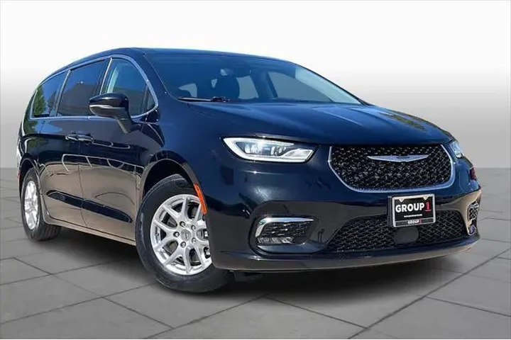 $23892 : Chrysler Pacifica 2023 Touri image 3