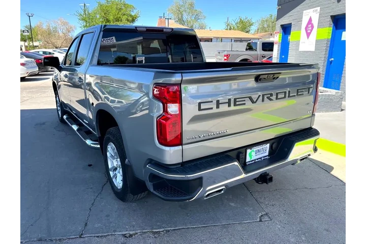 2023 Silverado 1500 LT Crew C image 7