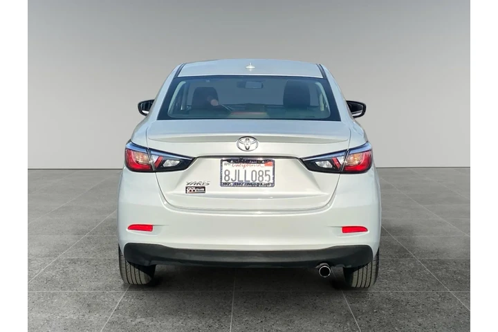 $16639 : Toyota Yaris 2019 image 4