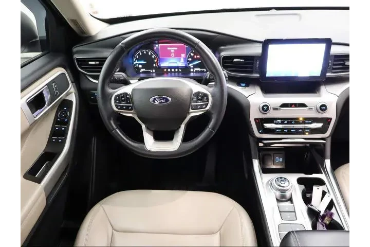 $29995 : Ford Explorer 2022 XLT 4dr S image 1
