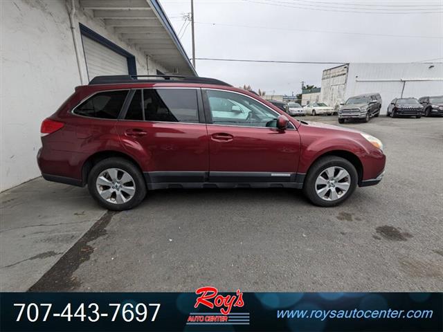 2012 Outback 2.5i Limited AWD image 2