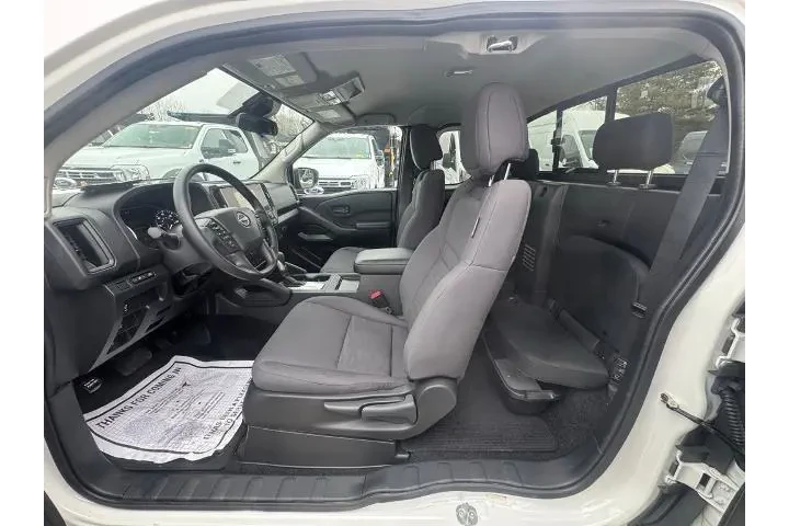 $28700 : Nissan Frontier 2025 4x2 S 4 image 9