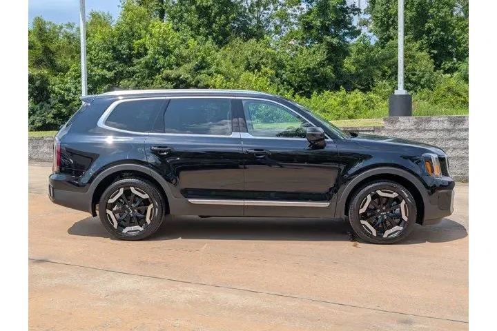 $38999 : Kia Telluride 2024 EX 4dr SU image 7