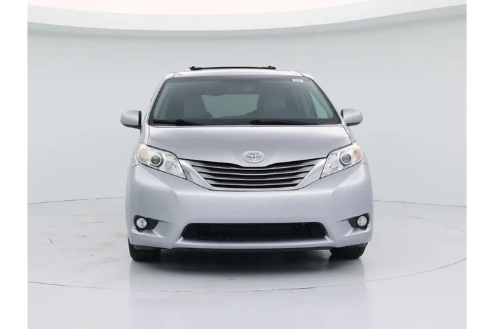 $27998 : Toyota Sienna 2017 AWD XLE 7 image 5