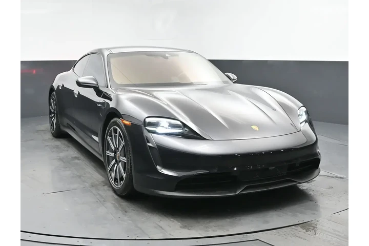 $39995 : Porsche Taycan 2022 4dr Seda image 3
