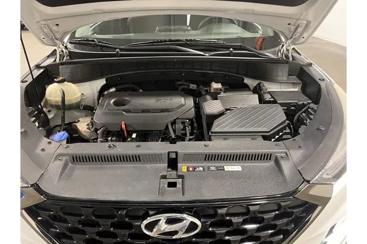 $11939 : Hyundai TUCSON 2019 Night 4d image 9