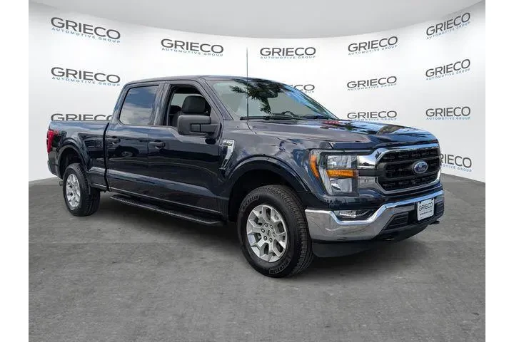 $39997 : Ford F-150 2023 4x4 XL 4dr S image 1