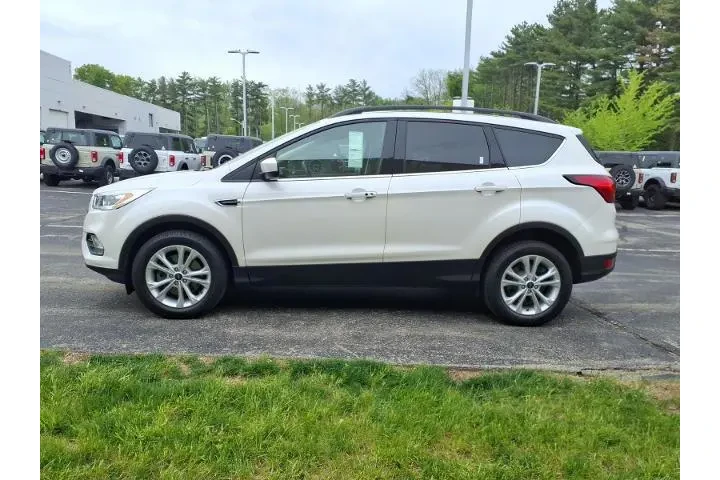 $13013 : Ford Escape 2019 AWD SEL 4dr image 6