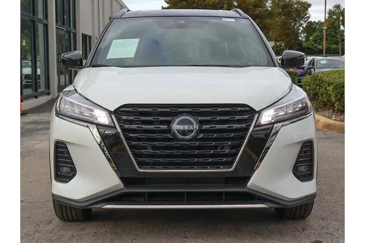 $19690 : Nissan Kicks 2024 SR 4dr Cro image 10