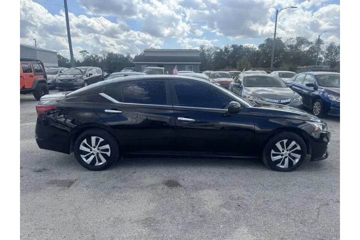 $10997 : 2020 Altima 2.5 S image 5