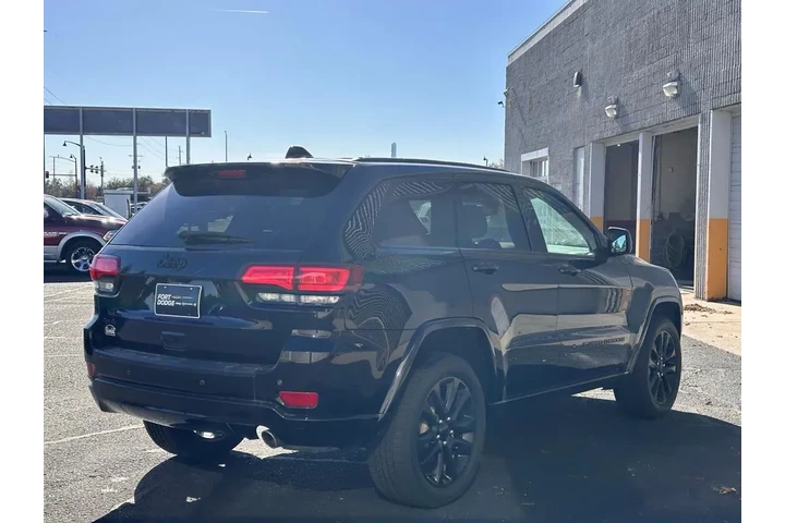 $28698 : Jeep Grand Cherokee WK 2022 image 5