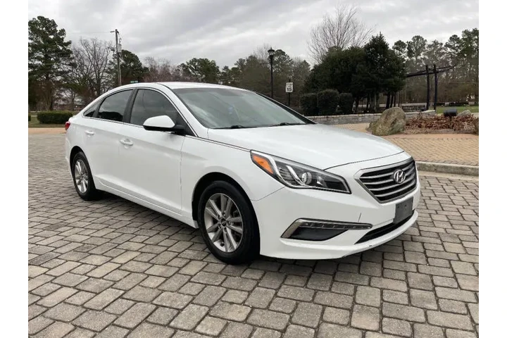 $5500 : 2015 Sonata SE image 9