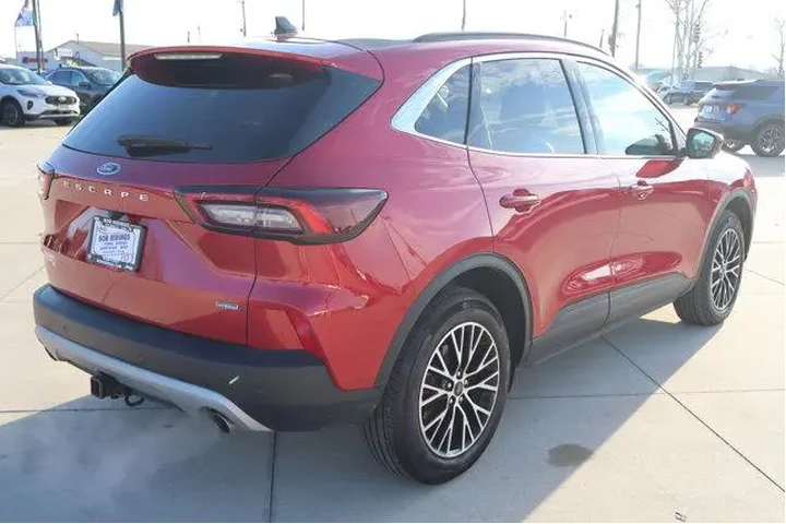 $30990 : Ford Escape Plug-In Hybrid 2 image 5