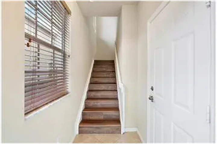 $2450 : Rental property with 2 bedro image 3