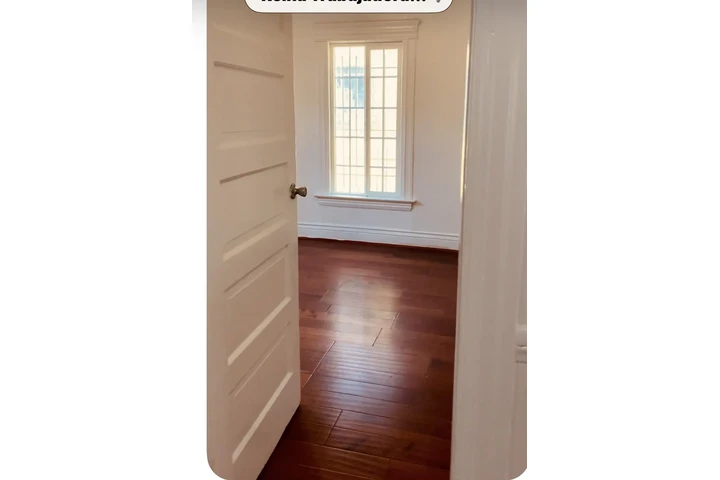 $1300 : Se renta cuarto image 1