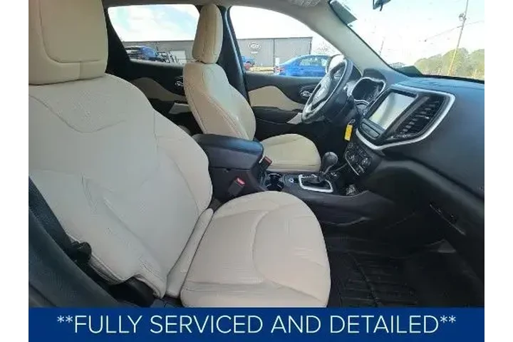 $16998 : Jeep Cherokee 2017 4x4 Latit image 9